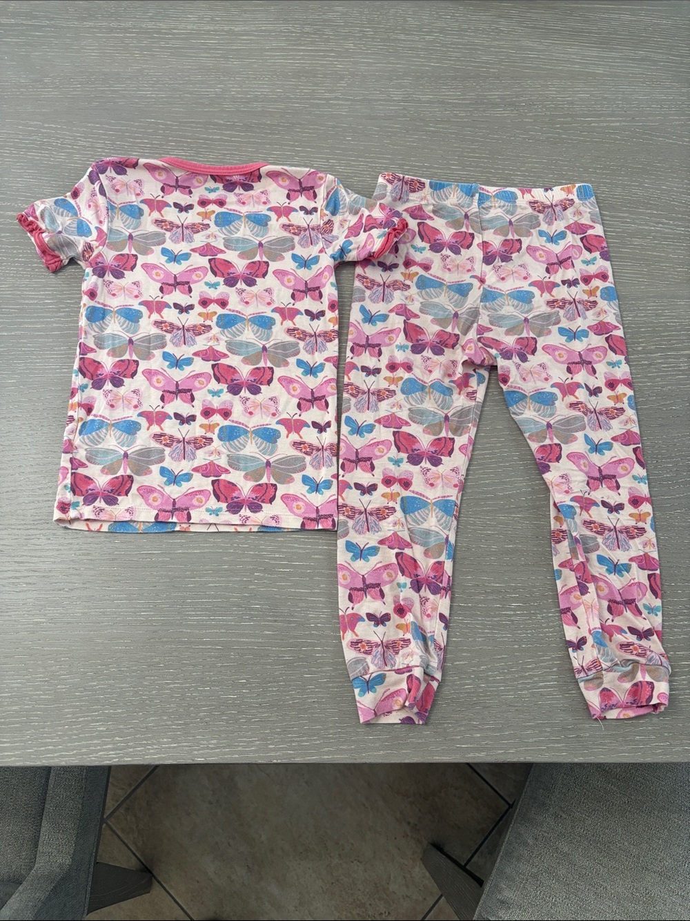 Magnetic Me Pink Butterfly Print Pajama Set 3T - Picture 5 of 8